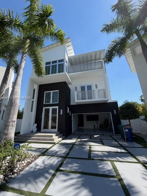 Building Photo - 8210 NW 33rd Terrace