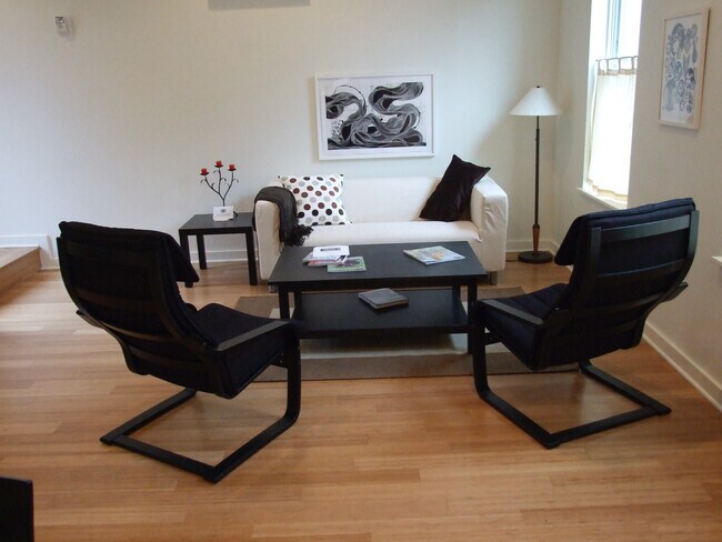 Photo - 3925 Spring Grove Ave Unit 2