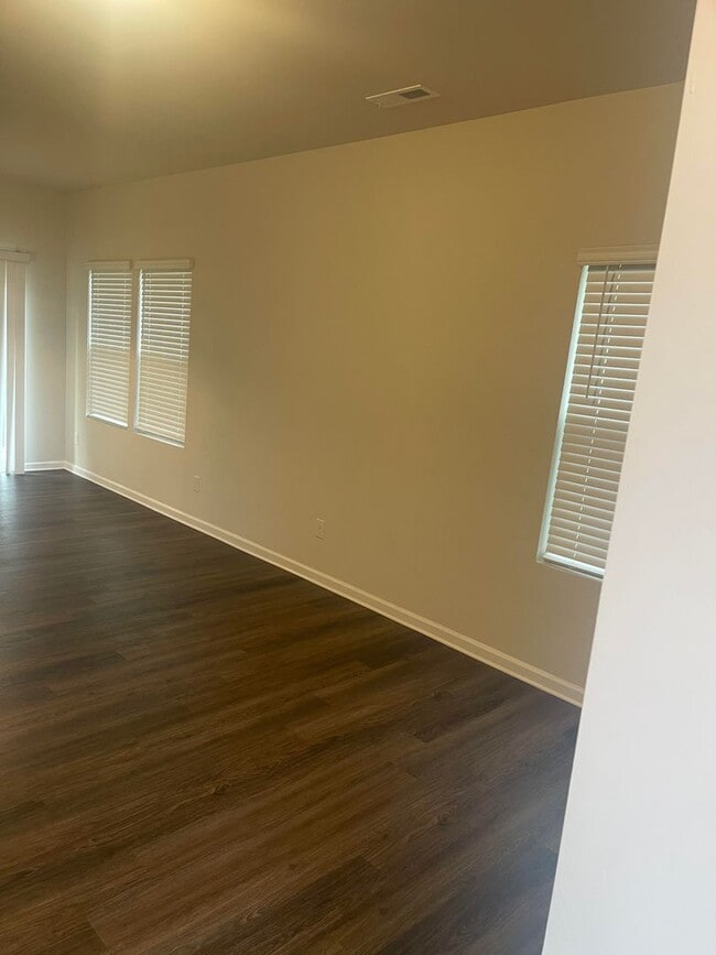 Photo - Luxury Living