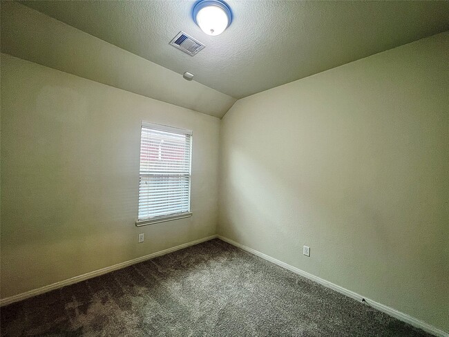 Photo - 25930 Haggard Nest Dr