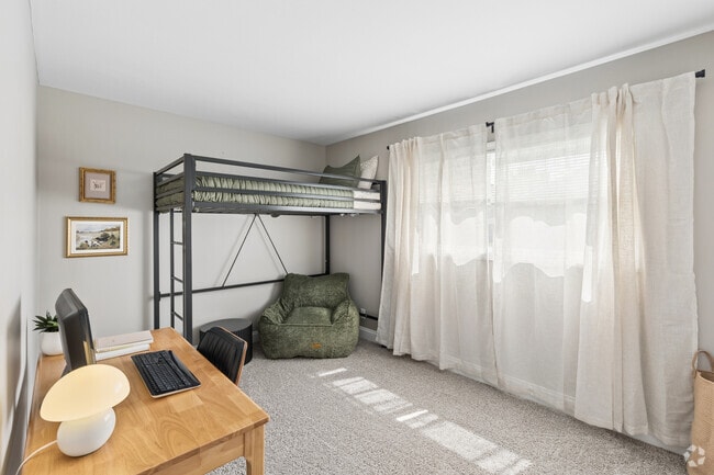 2BR, 1BA - 820SF (Phase 1) - Bedroom
