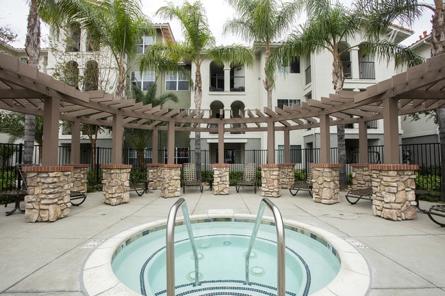 55+ FountainGlen Terra Vista