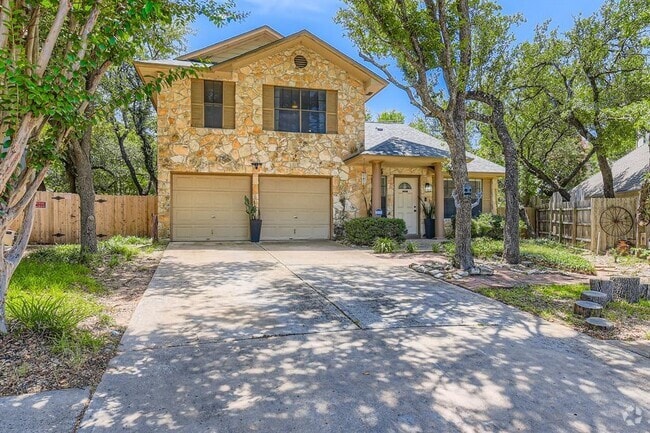 Building Photo - 7301 Saralee Trail Rental
