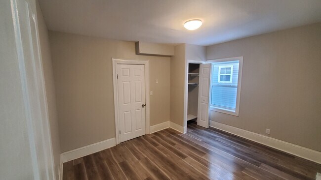 Photo - 228 Church St