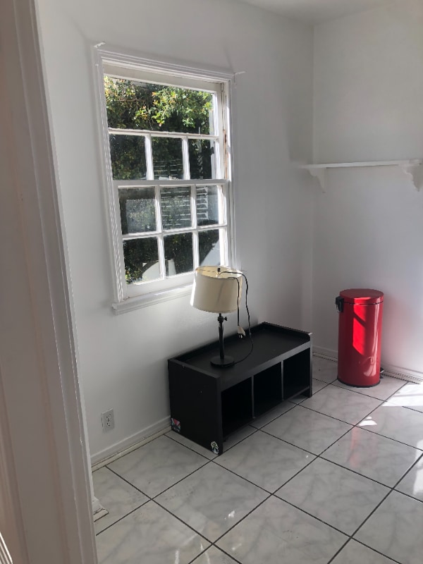 Photo - 1807-18011 Grace Ave Unit 1807 half