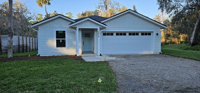 Building Photo - 594 N Wilderness Trl Rental
