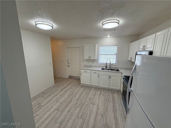 Photo - 3085 Barrett Ave Townhome