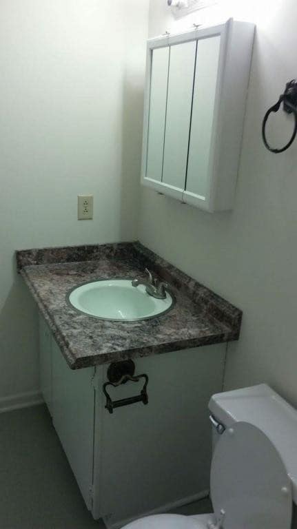 Photo - 240 6th St SW