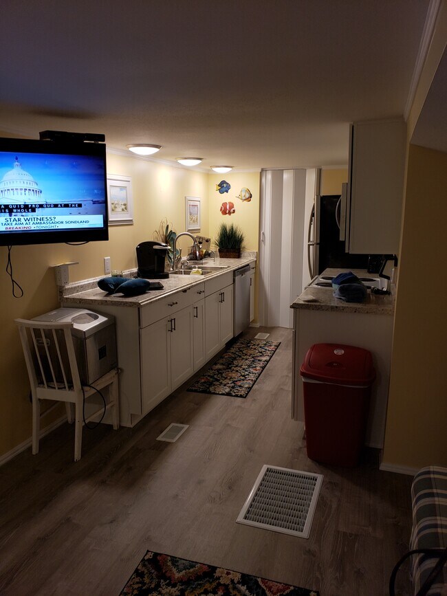 Photo - 8652 Firwood Dr