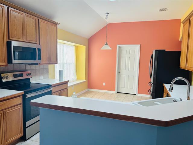 Photo - 1205 Oakridge Dr