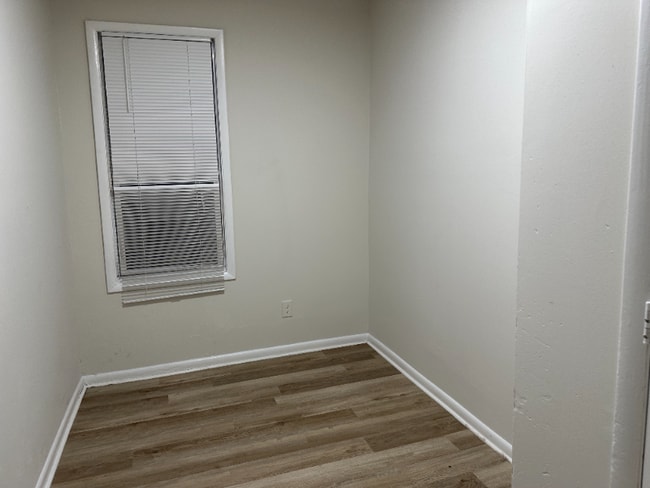 Photo - 96 President St