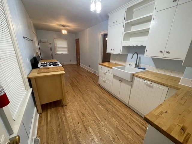 Photo - 1475 Albert St N