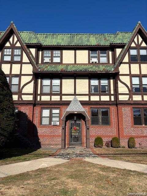 Building Photo - 159 Main St Unit 2C