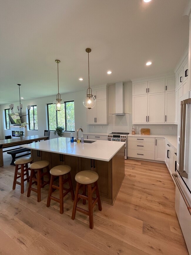 Photo - 1858 Upland Dr