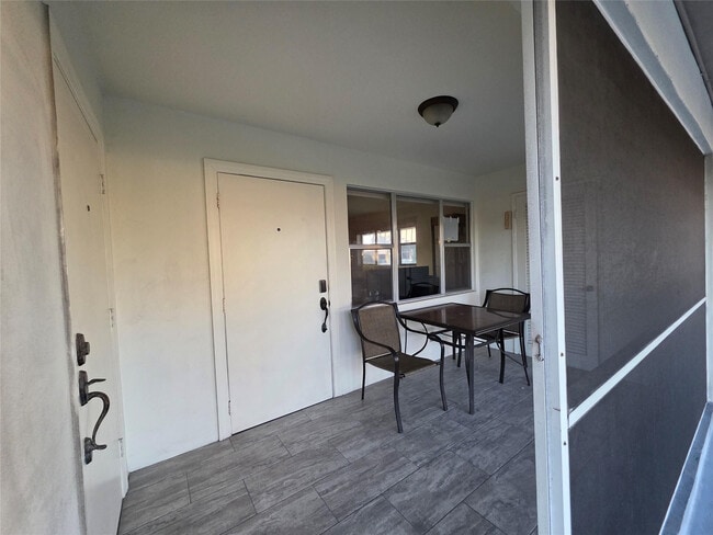 Photo - 300 Layne Blvd Unit 301