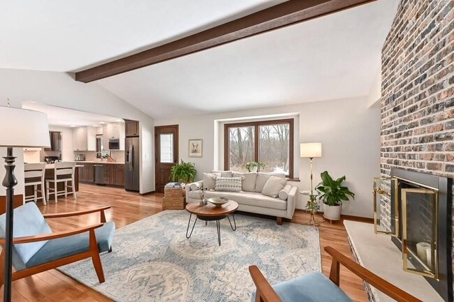 Photo - 3545 N Brookfield Rd