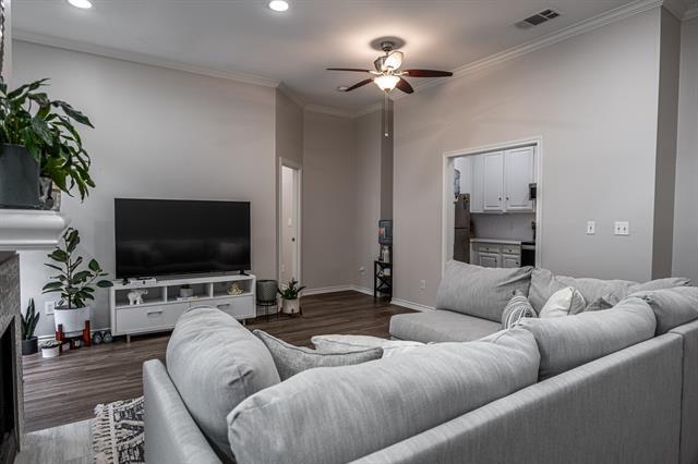 Photo - 3813 Prescott Ave Unit 101