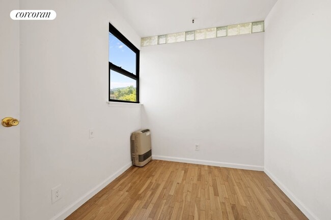 Photo - 241 Bedford Ave