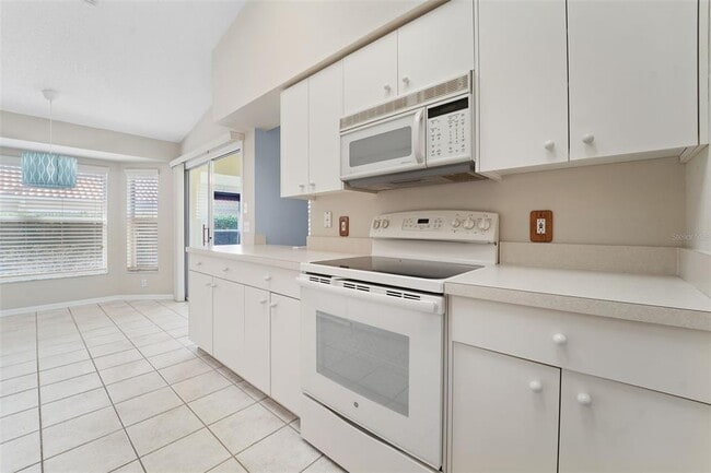 Photo - 1031 Almondwood Dr