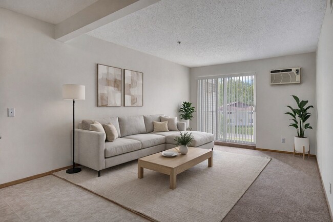 Building Photo - Quail Ridge