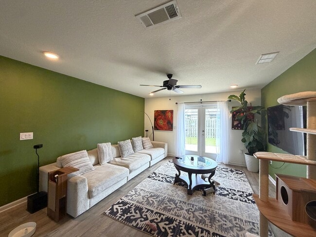 Photo - 829 Moorhen Wy