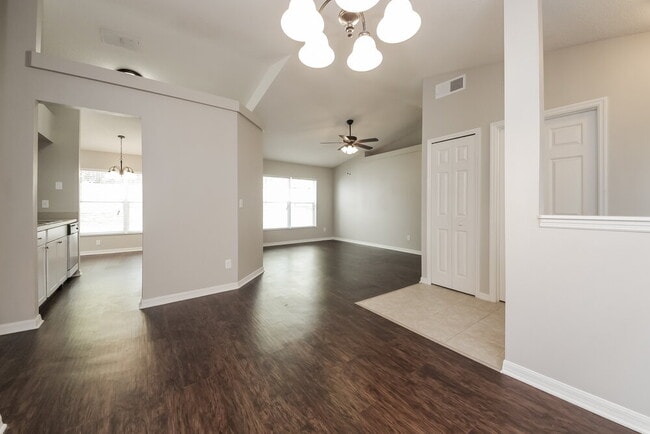 Photo - 12110 Woodglen Cir
