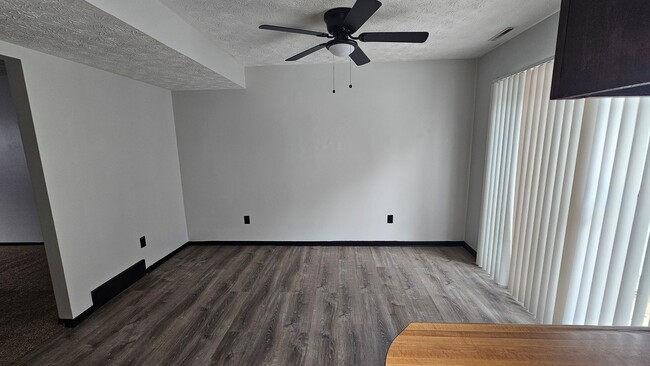 Photo - 63-69 Chambers Rd Unit 63 Chambers