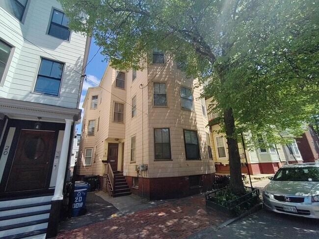 22 Dow Street - 22 Dow St Unit Two