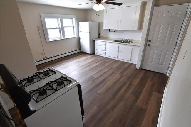 Photo - 76 Cottage St
