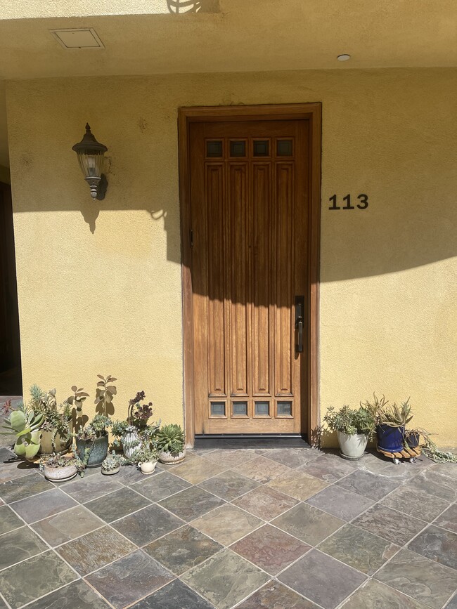 Photo - 5303 Satsuma Ave