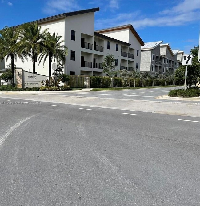 Building Photo - 7831 NW 104th Ave Unit 22 Rental