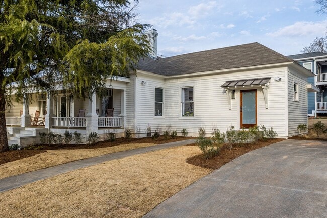 Photo - 5016 Hermitage Dr