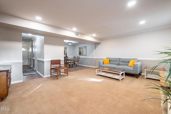 Photo - 6553 New Market Way