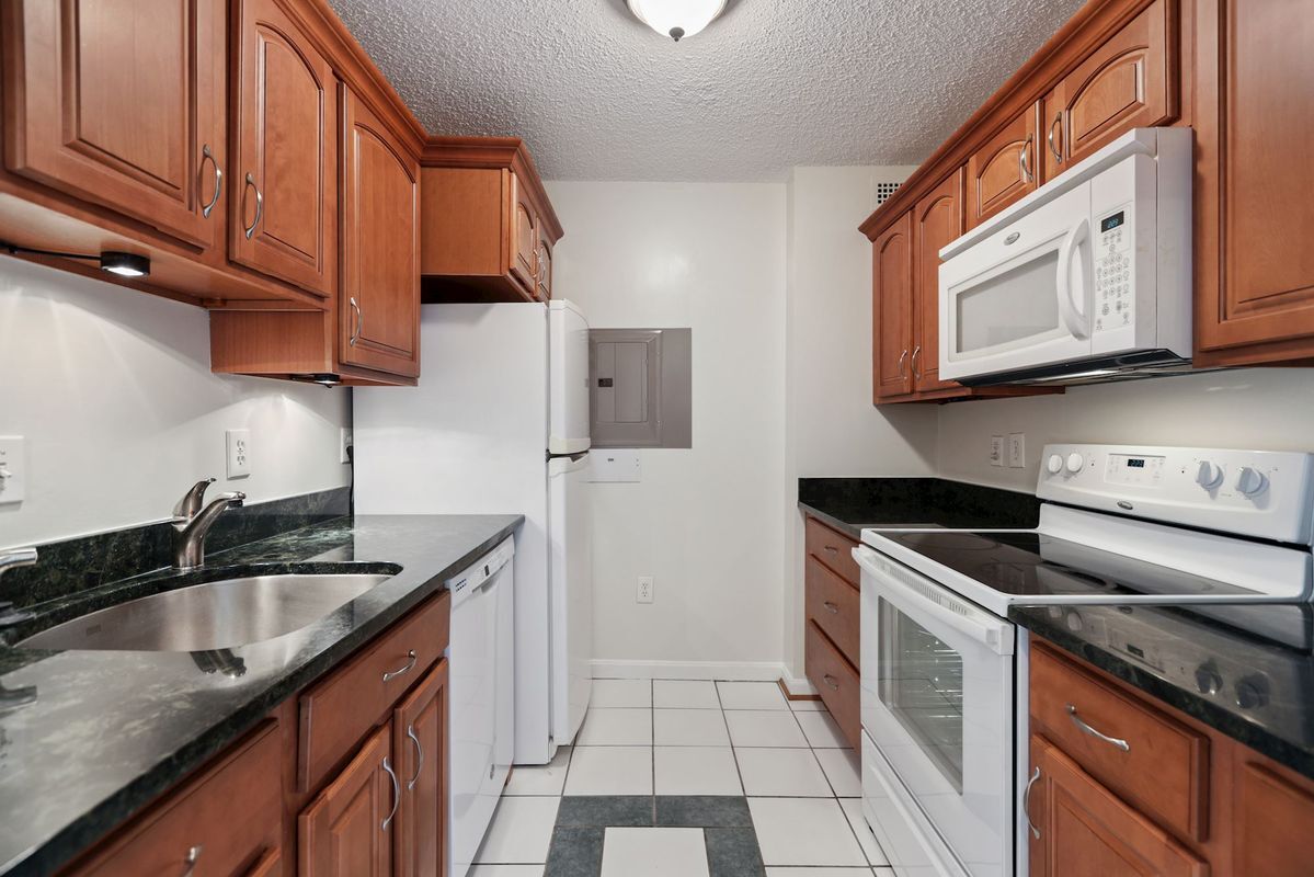 Photo - 200 N Pickett St Unit 214