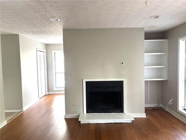 Photo - 504 Wynnes Ridge Cir SE