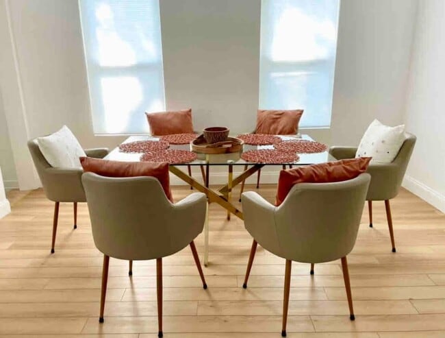 Photo - 355 Lake Ave