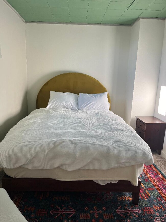 Photo - 406 W Daly St