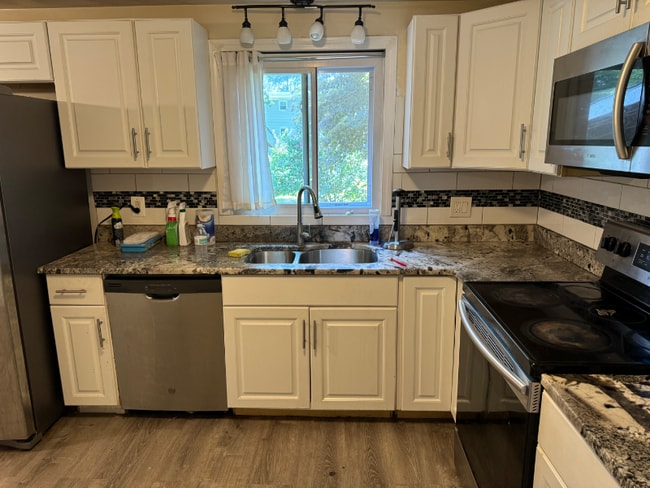 Photo - 92 Rambler St