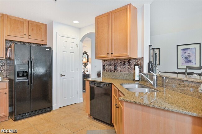 Photo - 12924 New Market St Unit 102