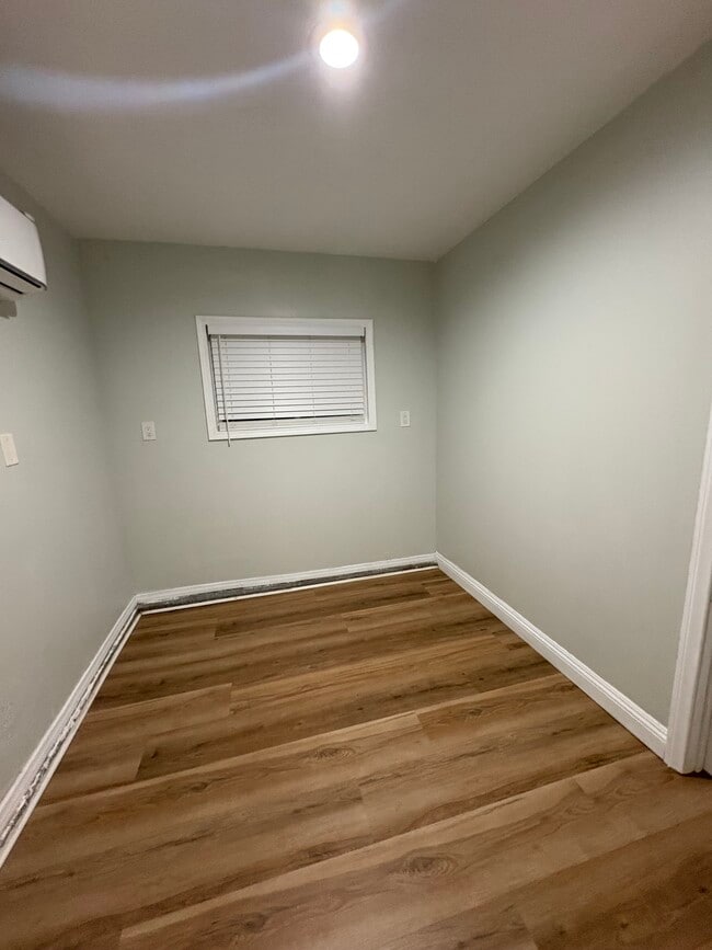 Photo - 23592 Flight St