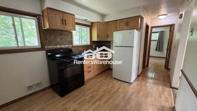 Photo - Available June 5th 2 Bedroom 1 Bath Duplex in Plymouth