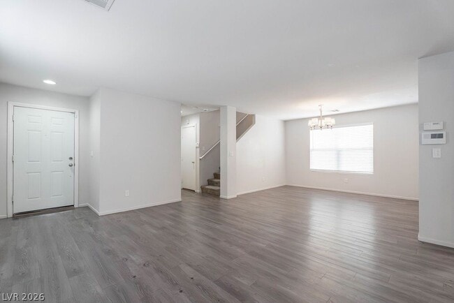 Photo - 5531 Doubleday St