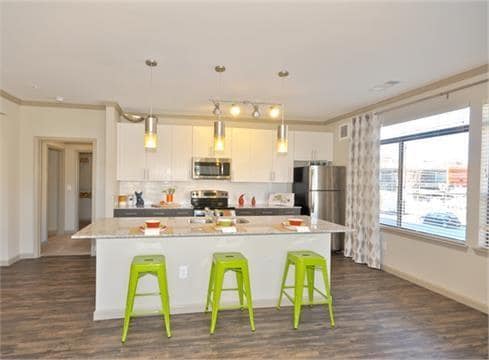 Photo - 641 North Avenue NE Unit 1124