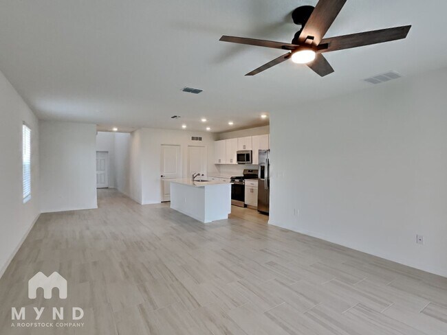 Photo - 35142 Gravelly Dr