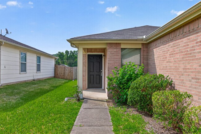 Photo - 22851 Twisting Pine Dr