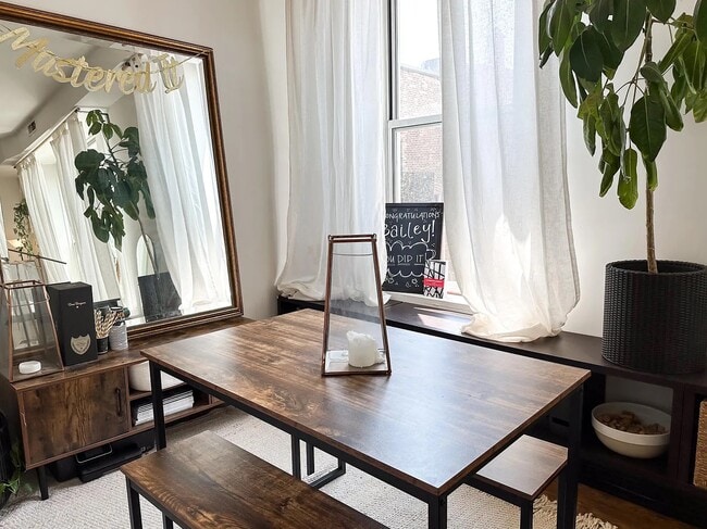 Photo - 1920 W Division St Unidad 2R