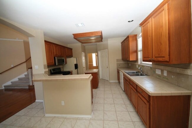 Photo - 2408 Cranberry Cove