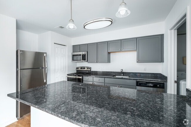 2BR, 1.5BA - 1,026SF - Kitchen
