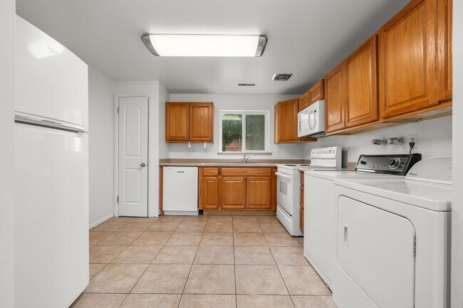 Photo - 1069 S 80 E Unit 1