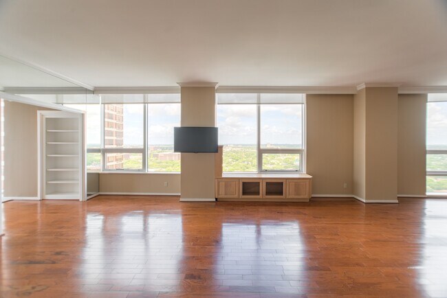 Photo - 5100 San Felipe St Unit 253